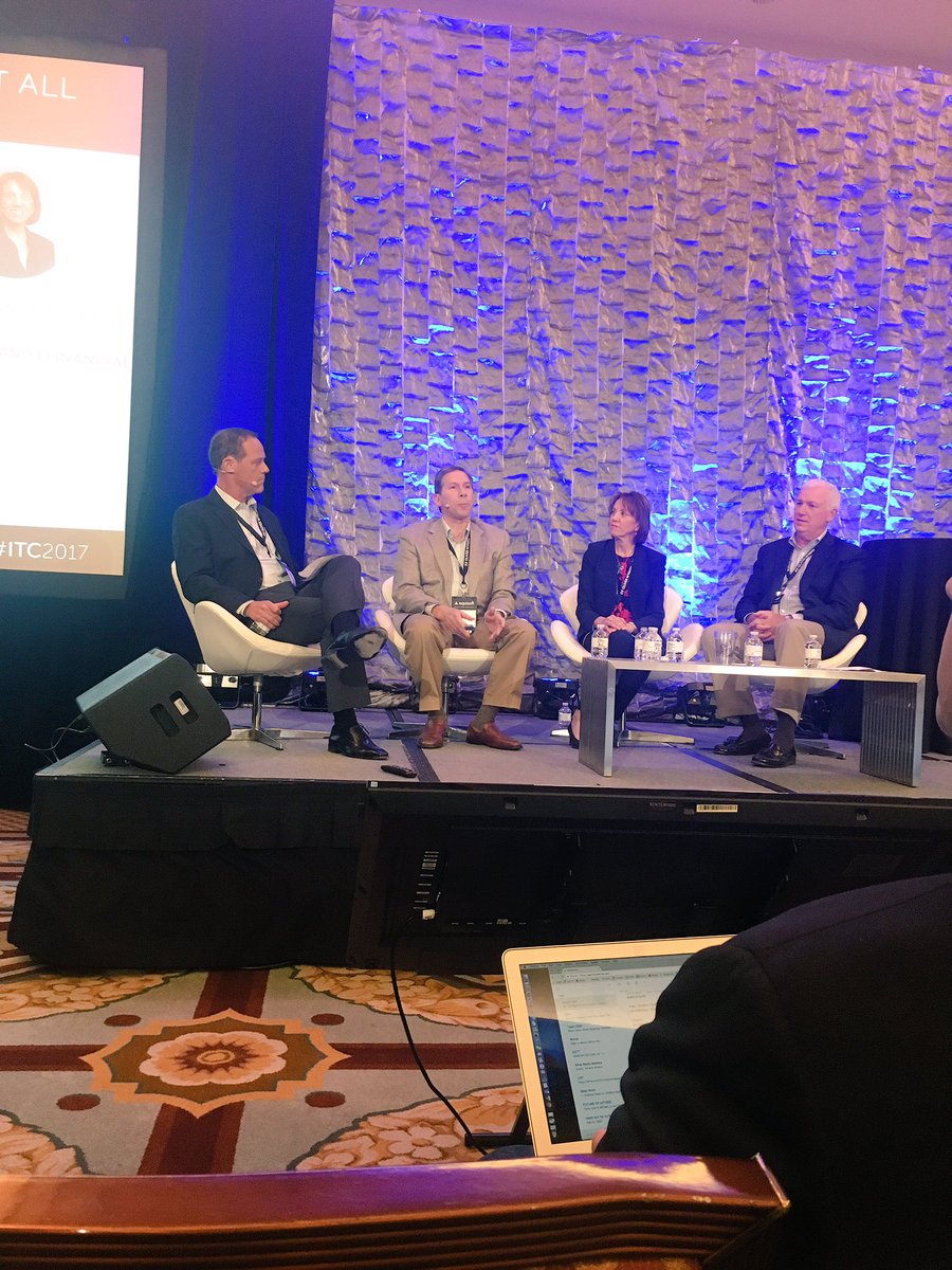 LisaBomp's tweet photo. In the Milano ballroom now Jaimie Pickles moderating in the CMO's suite! #ITC2017#ILoveInsurance https://t.co/EpJzNaGgl4