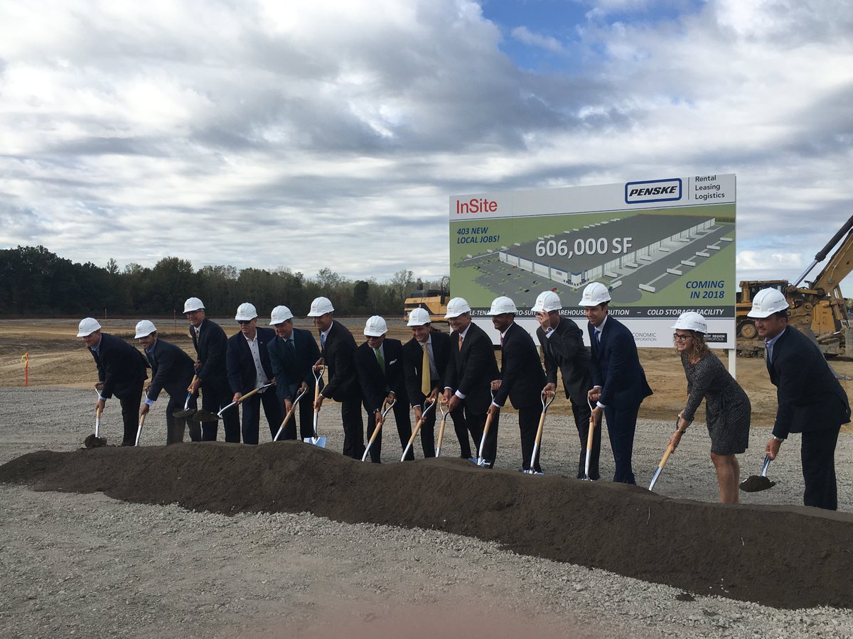 DetroitAero's tweet photo. This morning's ceremonial groundbreaking for the 600,000 sq. ft. cold storage facility that will create 400 new #jobs @PenskeLogistics https://t.co/bxMSAjk20R