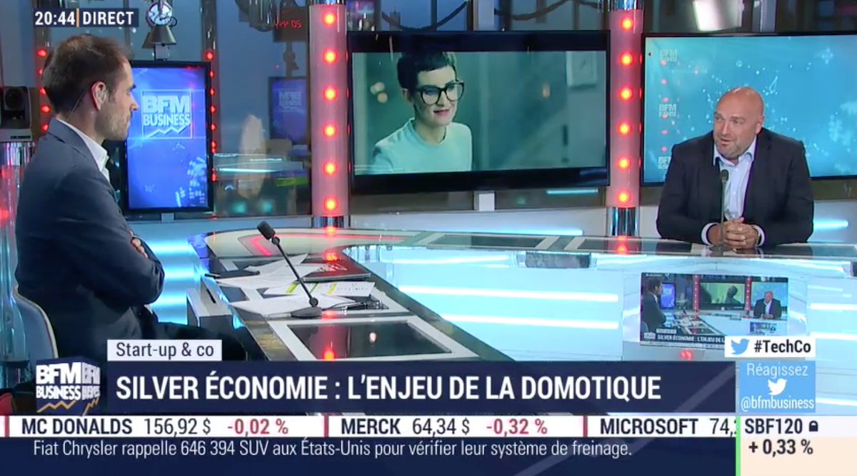 Bluelinea's tweet image. Oser l'innovation / Penser la technologie en service / Développer les valeurs d'usage / Lier #IntelligenceArtificielle et #ObjetsConnectés