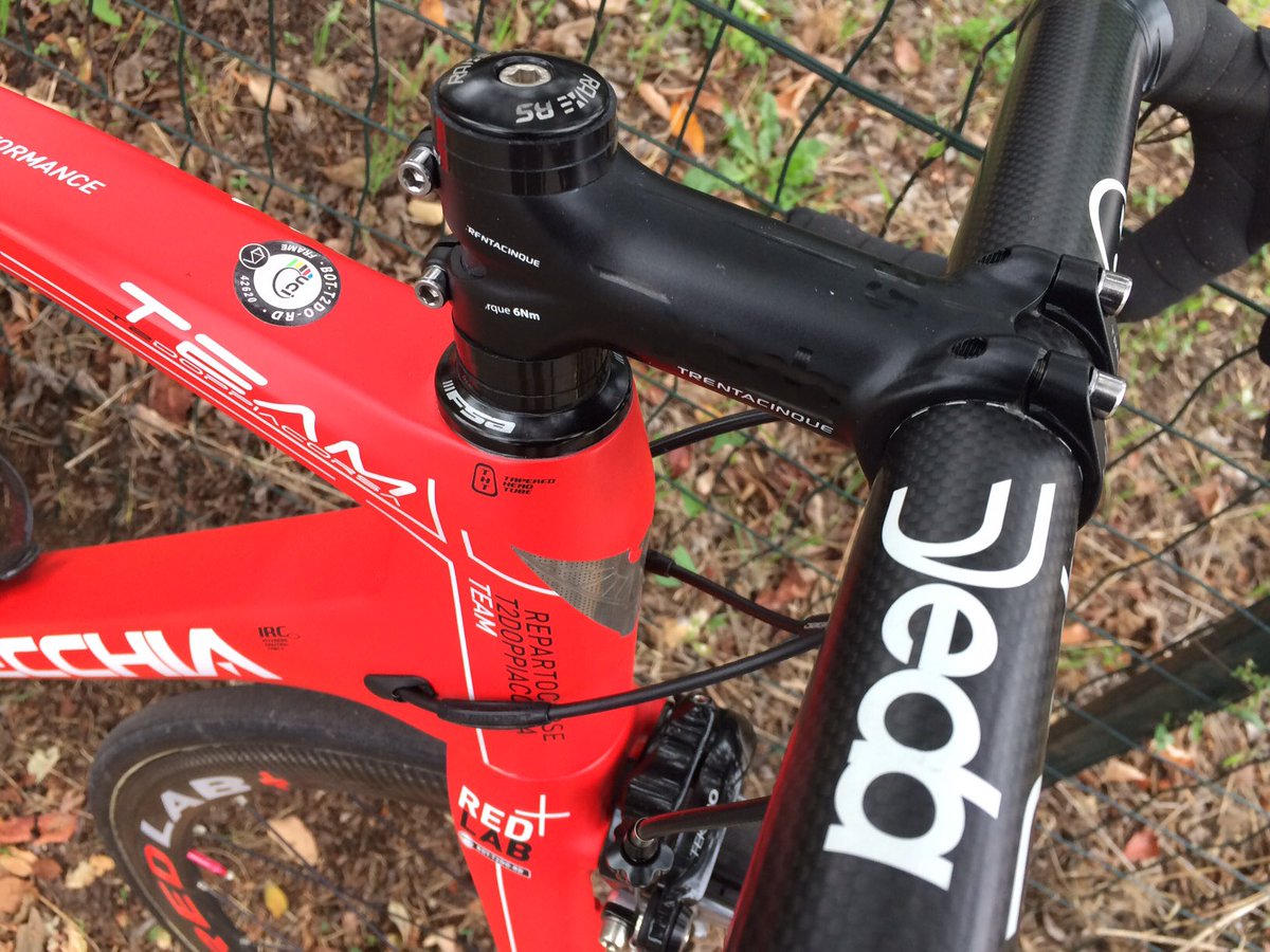 sanvito_andrea's tweet photo. #Bottecchia T2 Doppio Corsa Team | Red Lab #Campagnolo Super Record | Grazie a #BikeShopTest per l'opportunità concessa 👍 MI Samarate https://t.co/wtq1d10qeG