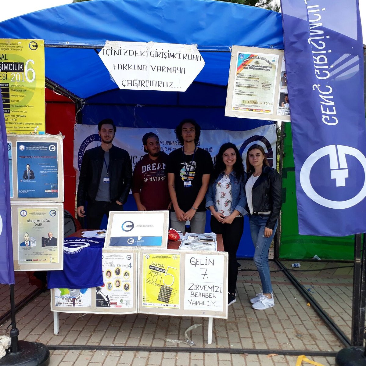 Standımız çarşamba, perşembe ve cuma günü saat 10.00-17.00 arasında sosyopark'ta açık olacaktır. Kayıt olmak isteyen herkesi bekliyoruz.