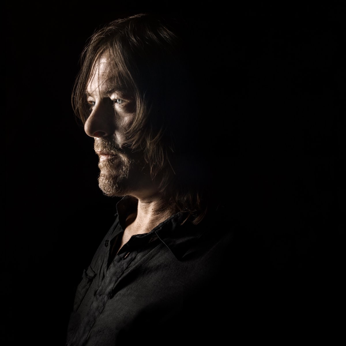 leeduspics's tweet photo. rick grimes and daryl dixon are coming. i can't wait!!!!!!!!!!! https://t.co/7xfvLV3MsJ