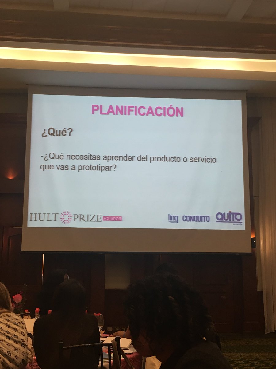 chisjurado's tweet photo. Trabajando en la IdeathonUIO @conquitouio #HultPrizeEc #QuitoColabora #QuitoComparte #EficienciaEnergetica https://t.co/ud7JKpVesB