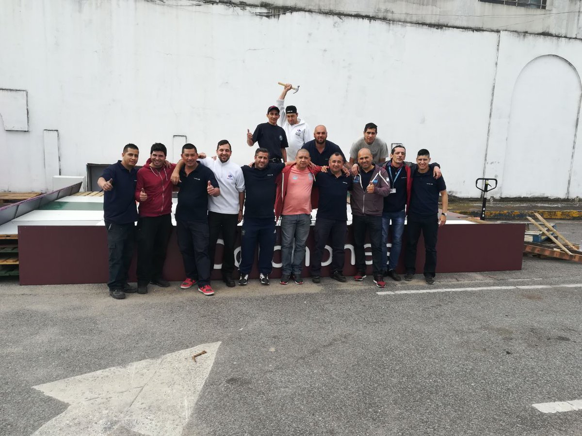 Gracias <a href="/Edgardo26540003/">pana</a> Carrefour Salguero -José Torres Carrefour Vélez por la visita !!!Fabián Estévez con el equipo de Ramón !!!