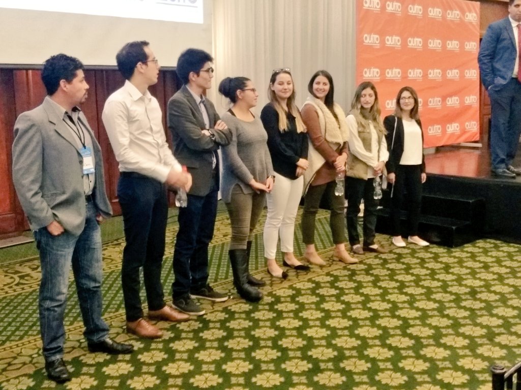 ConquitoUIO's tweet photo. Entramos a la fase de prototipaje junto a 8 mentores quienes acompañarán en el proceso a participantes #EficienciaEnergetica #QuitoColabora https://t.co/vTahtbFTAA