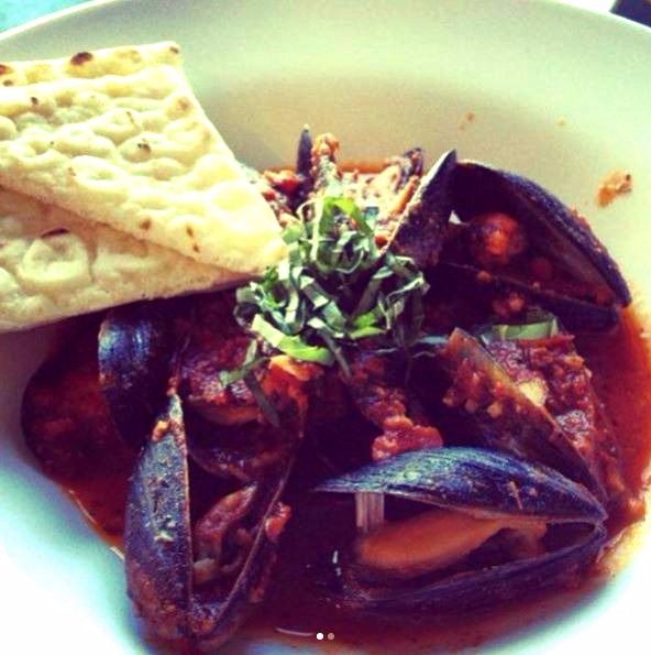 Green_Hill_CC's tweet photo. The gym can wait. Right now, these are the only #mussels I care about.
#GreenHillCC #QuanticoMD https://t.co/T5ywvujhmi