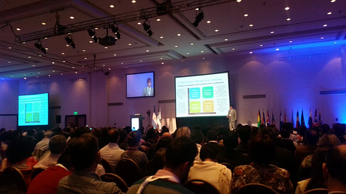 auditoriaChile's tweet photo. Presidente de la #FLAI @jbadillo1975 expone en plenario del #CLAI2017 "Auditoria ágil" @InstitutoIAIA @gcba https://t.co/y7ju9rYIHT
