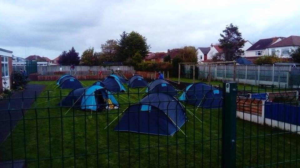 PresfieldHigh_'s tweet photo. Tents all set up from our year 11 duke of Edinburgh practice expedition🏃😊 https://t.co/lwpEQHiKjM