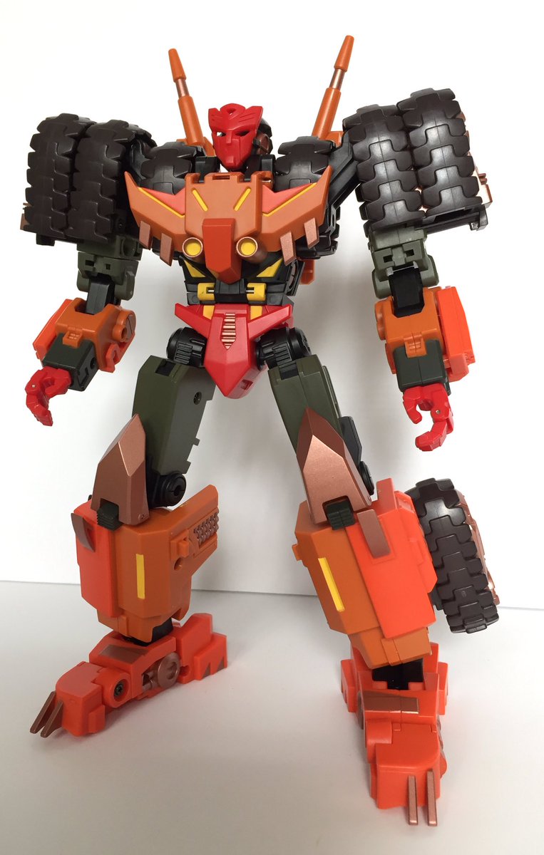 ThatJohnD's tweet photo. Love this guy. #TFcon2017 3/3 https://t.co/7wSZRo0QIS