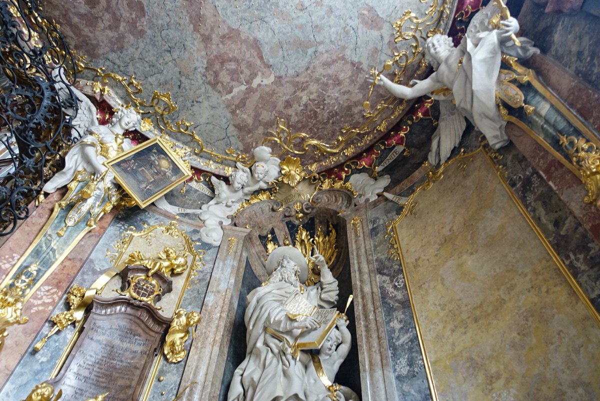 a (@fairydior) on Twitter photo 