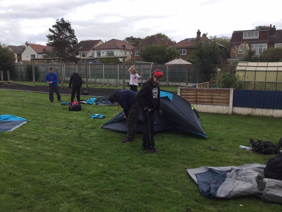 PresfieldHigh_'s tweet photo. Setting up for the night⛺️ https://t.co/GUdyjr6TaP