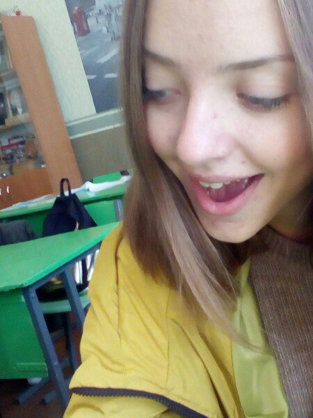 VasnetsovaMaria's tweet photo. Когда телефон побывал в руках Вики, да Юль? 😂😂 @mymy_julia ❤ https://t.co/YwRIgKBmMX