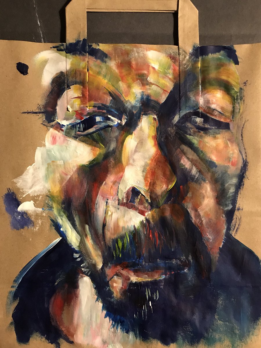 simon_burrage's tweet photo. @damoward #paperbagart https://t.co/EPXTujCfLU