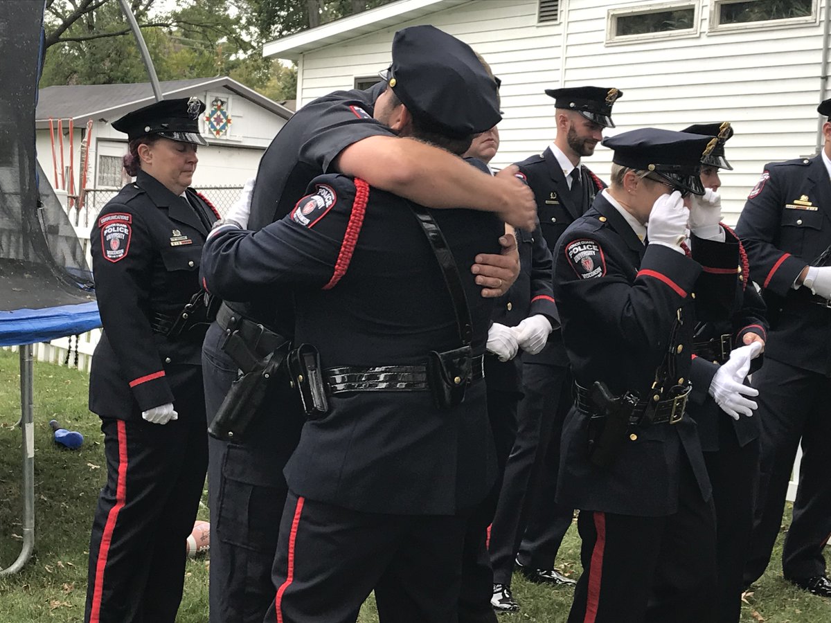 UWMadisonPolice's tweet photo. UWPD is sad to announce the passing of K9 Odin -- a one of a kind officer, partner, protector, and friend. Info >> https://t.co/CkshpoBfWc https://t.co/5TDsqmviNK