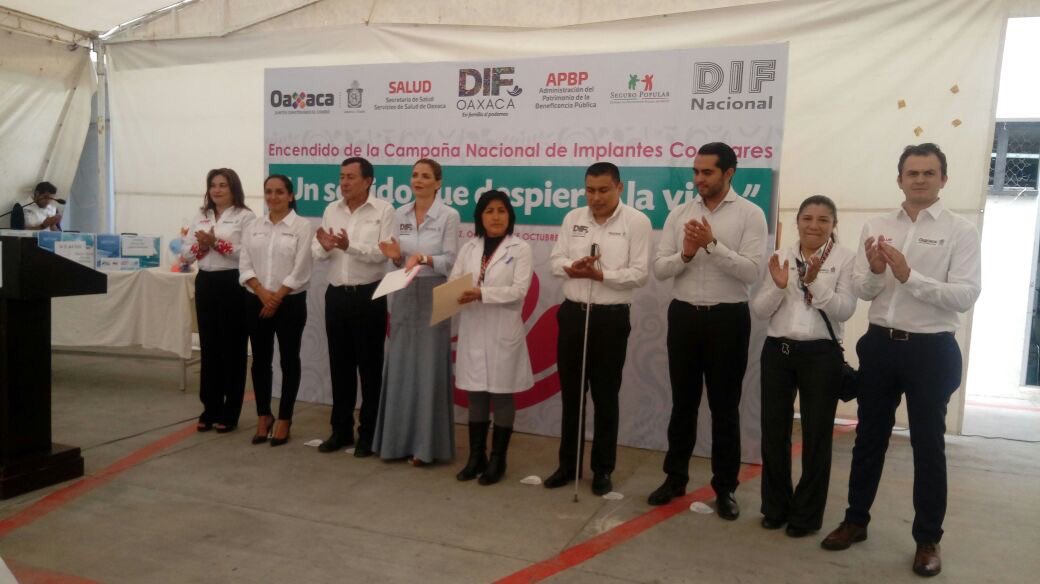 ROCIOJANETT's tweet photo. Encendido de la Campaña Nal. de Implantes Cocleares "Un sonido que despierta la vida" en #Oaxaca @celesalonso @IvetteMurat @SSO_GobOax https://t.co/CYCmaA3t6k