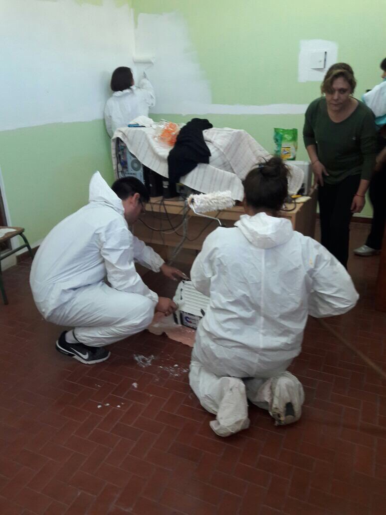 MatiasKalmus's tweet photo. Puesta en valor de la delegación de Piedra Buena y Pto. Santa Cruz junto al equipo del ISPRO! #SentidoDePertenencia #RecorriendoSantaCruz https://t.co/J5fCrSaMkb