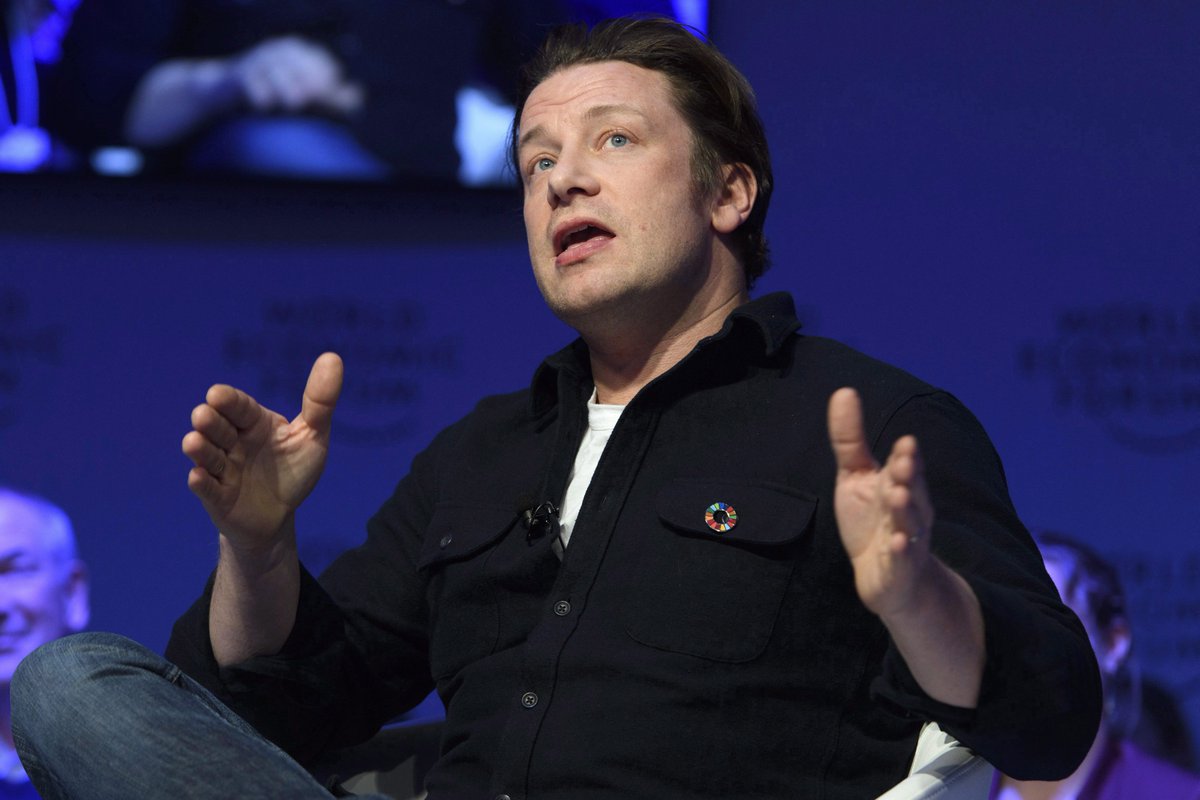 nationalpost's tweet photo. 'A legal high': Children under 16 should be banned from buying energy drinks, chef Jamie Oliver says
https://t.co/3VqVCTl6HA https://t.co/vo26cSXLGa