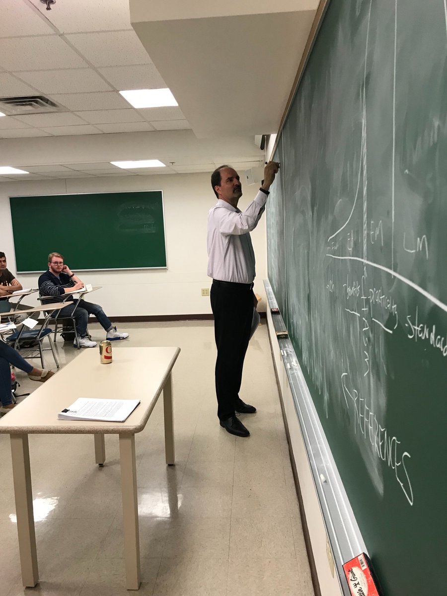 Professor Will Richmond discusses the Technology Adoption Life Cycle. #MV18