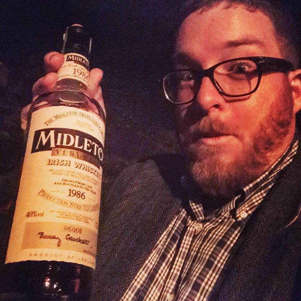 GreatDrams's tweet photo. Mmmmm #1986 #MidletonVeryRare #irishwhiskey tasting... cheeky. #irish #whiskey #midleton #whiskeywriter #whiskeybl⦠https://t.co/NB9CGCrYjY https://t.co/ypK57tEvGy