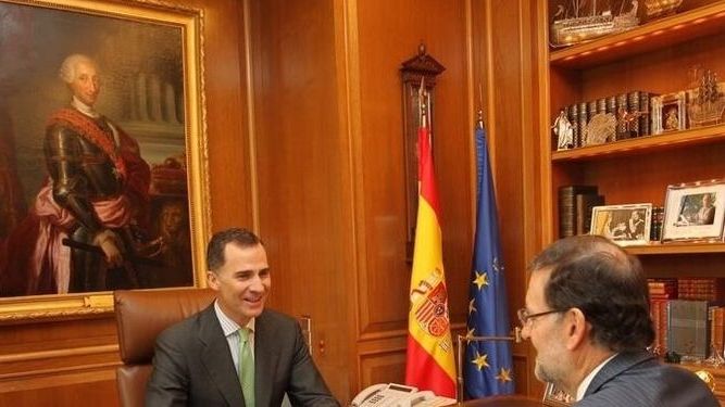 TONI SOLER (@soler_toni) on Twitter photo El retrat del darrere és el de Carles III que, per cert, va prohibir l'educació en català i l'edició de llibres en català a partir de 1768. El retrat del darrere és el de Carles III que, per cert, va prohibir l'educació en català i l'edició de llibres en català a partir de 1768.