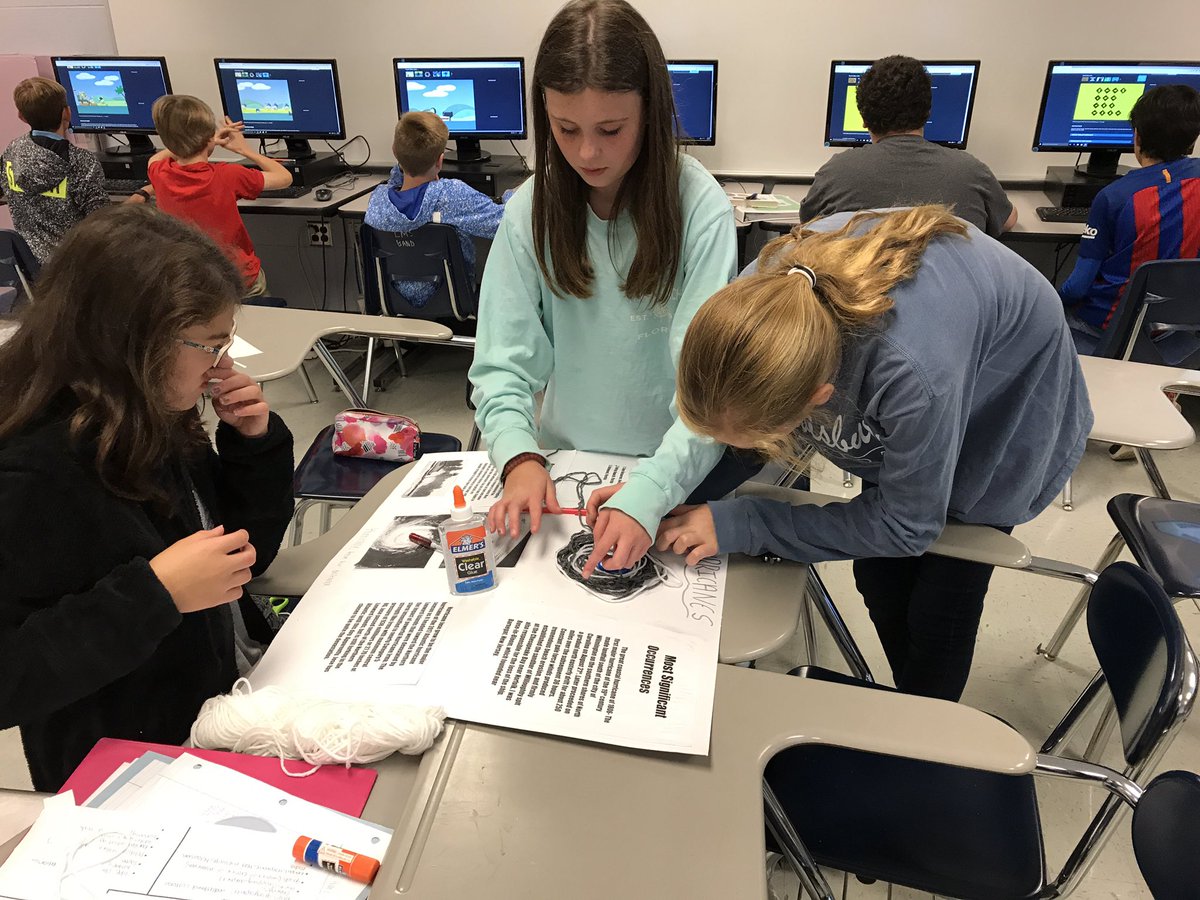 MFisackerly's tweet photo. Working hard on our Natural Disasters projects in 6th grade Social Studies :) @LMSPatriots #teamDCS https://t.co/osPbnmuNoQ