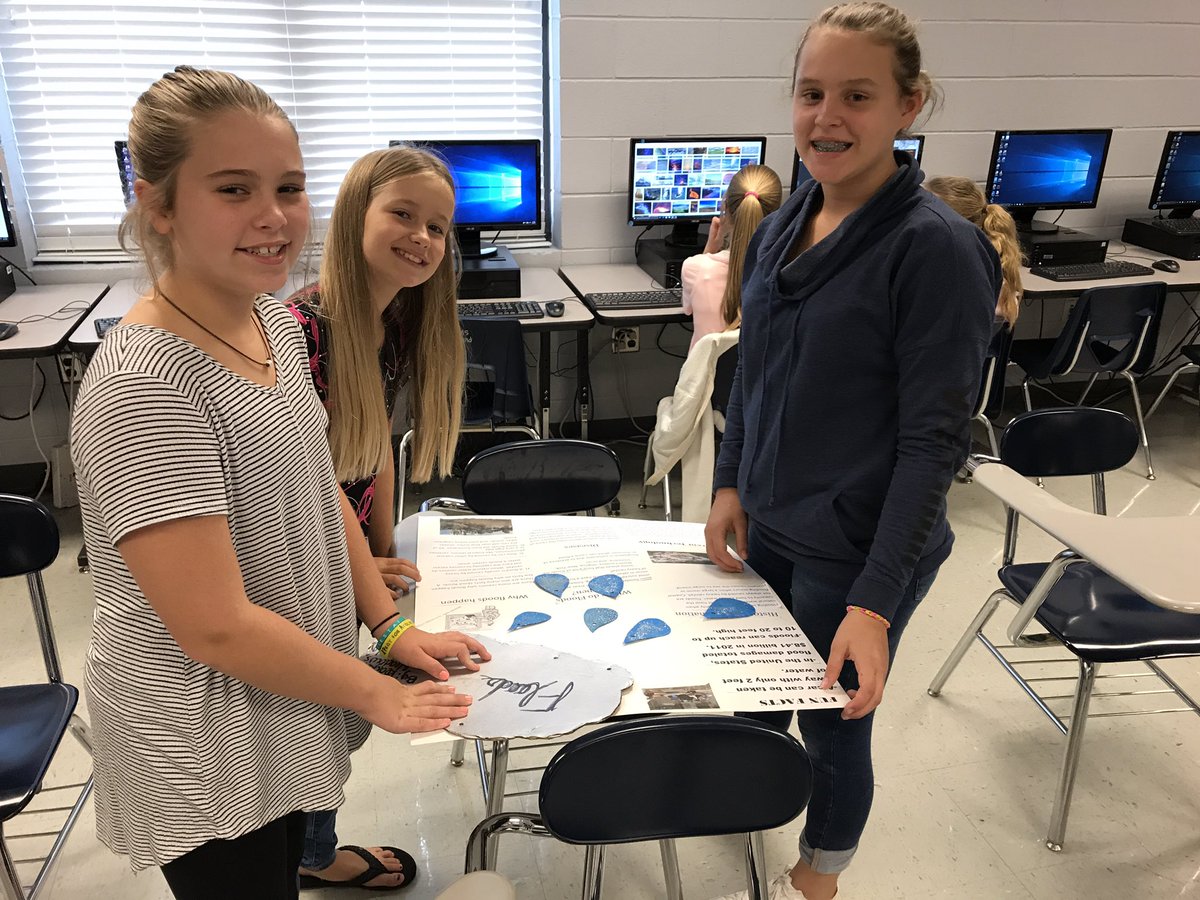 MFisackerly's tweet photo. Working hard on our Natural Disasters projects in 6th grade Social Studies :) @LMSPatriots #teamDCS https://t.co/osPbnmuNoQ