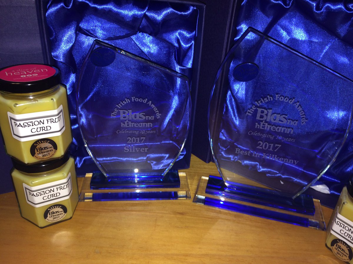 KKCookerySchool's tweet photo. Silver medal sticker on our passionfruit curd. Great weekend in Dingle @BlasNahEireann 2awards SILVER MEDAL&amp; BEST IN KILKENNY https://t.co/wyexGGkXVB