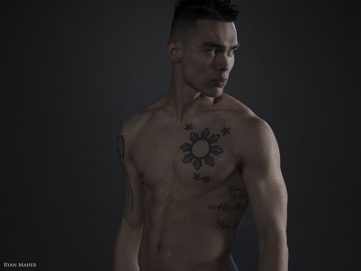rjSalsedo's tweet photo. Back when I had flat top! @SLUagency
#FlatTopPapi #SplashStudio https://t.co/y8H6UsLBuw