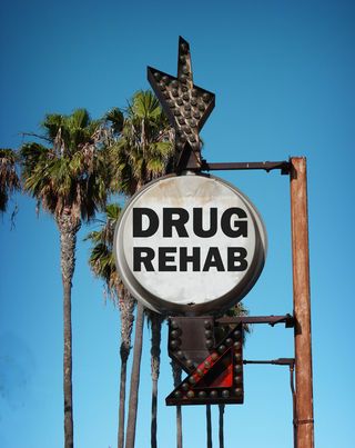 RecoveryAnswers's tweet photo. What Makes a Good Addiction Treatment Program? The 11 things high-quality addiction treatment... @psychtoday https://t.co/Ex7vORtFlj https://t.co/UjofrhBJqe