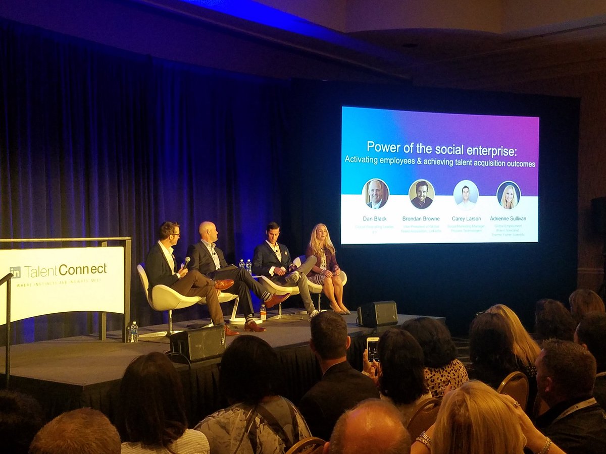 Standing room only for great panelists including <a href="/DanBlack_EY/">Dan Black</a> @ #TalentConnect