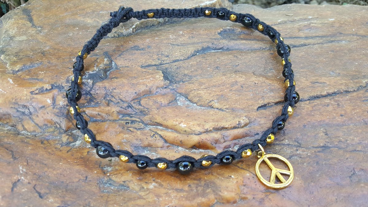 dwhalen79's tweet photo. Check out this item in my Etsy shop https://t.co/s2WYbcQnUe #peace #hempnecklace #etsyshop https://t.co/e1PKIKSdMl