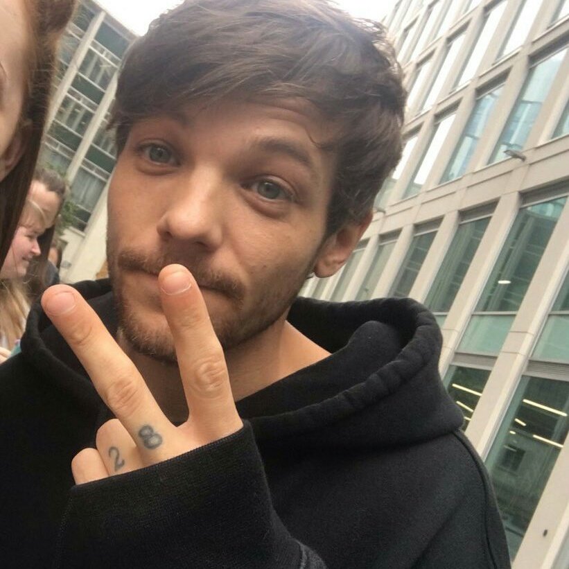 RpwithBlake's tweet photo. #NouvellePhotoDeProfil https://t.co/OmjBlfTqCr