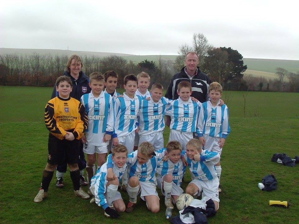 When I used to play for <a href="/OfficialBHAFC/">Brighton & Hove Albion</a>......... 😂