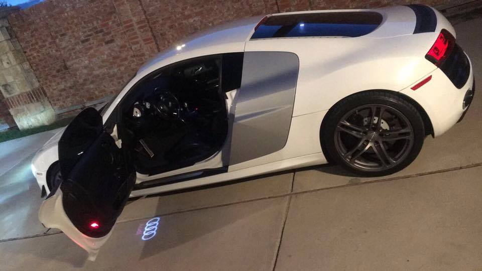 Alleneuless's tweet photo. 2012 R8 V10!!
#Speed #Audi #R8 #Octoberfest2017 https://t.co/gWtVbGkWk2