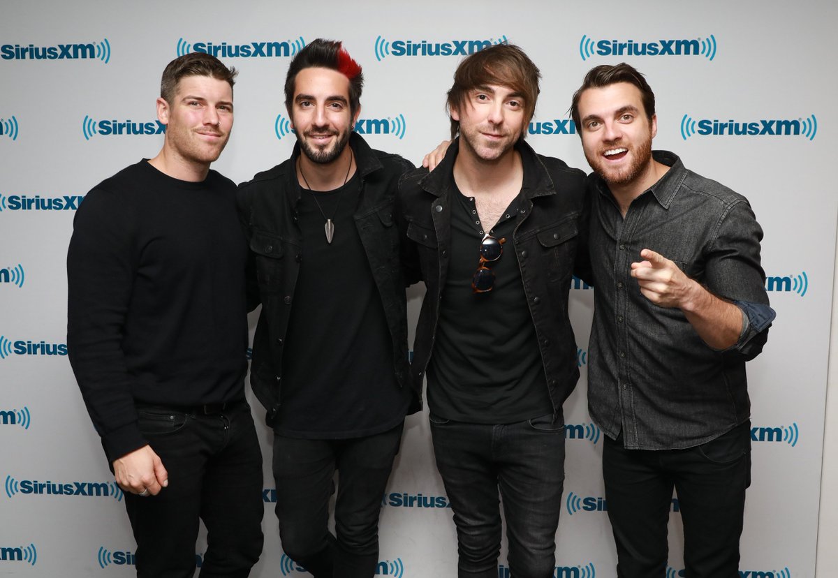 SiriusXMHits1's tweet image. We think these guys are pretty awesome, in case you didn't know. @AllTimeLow 😘