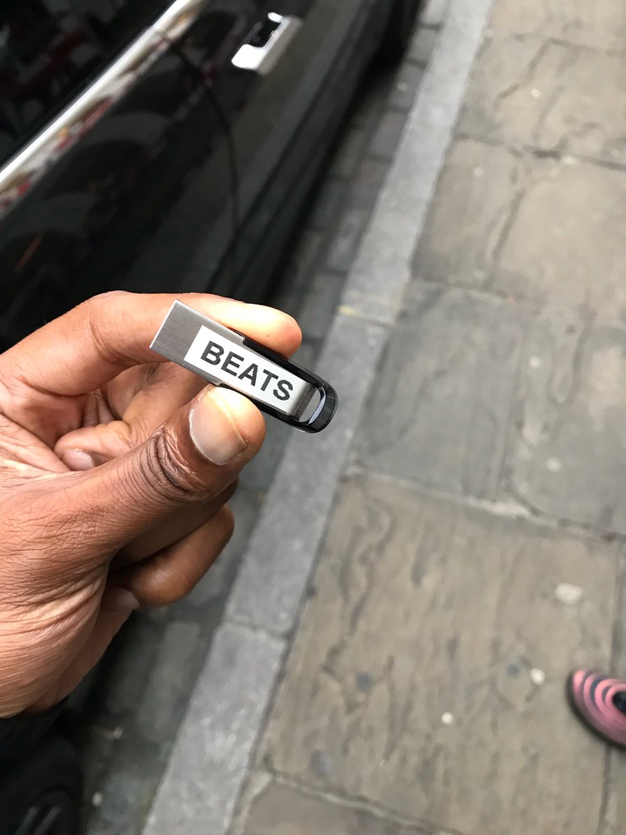 JmeBBK's tweet photo. Legendary fam 🔊🔊🔊🔊🔊🔊🔊🔊🔊 @djINSITE https://t.co/KWUi859NXd