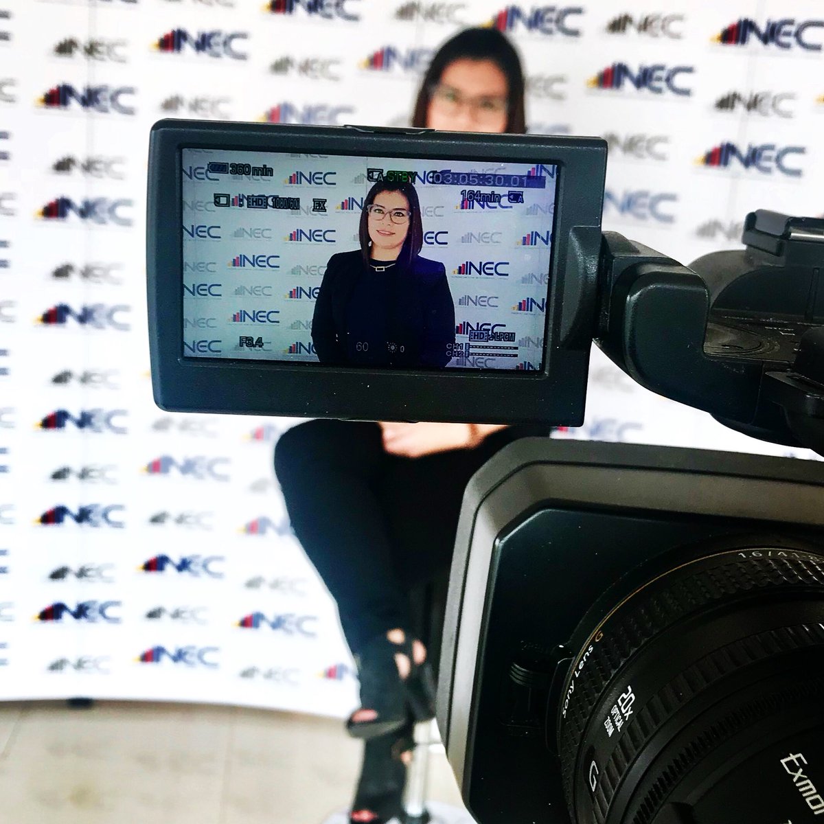 YomiMoreiraL's tweet photo. Amando mi trabajo... #Comunicación #TodoComunica #ComunicationTeam https://t.co/hX5ecd3Pre