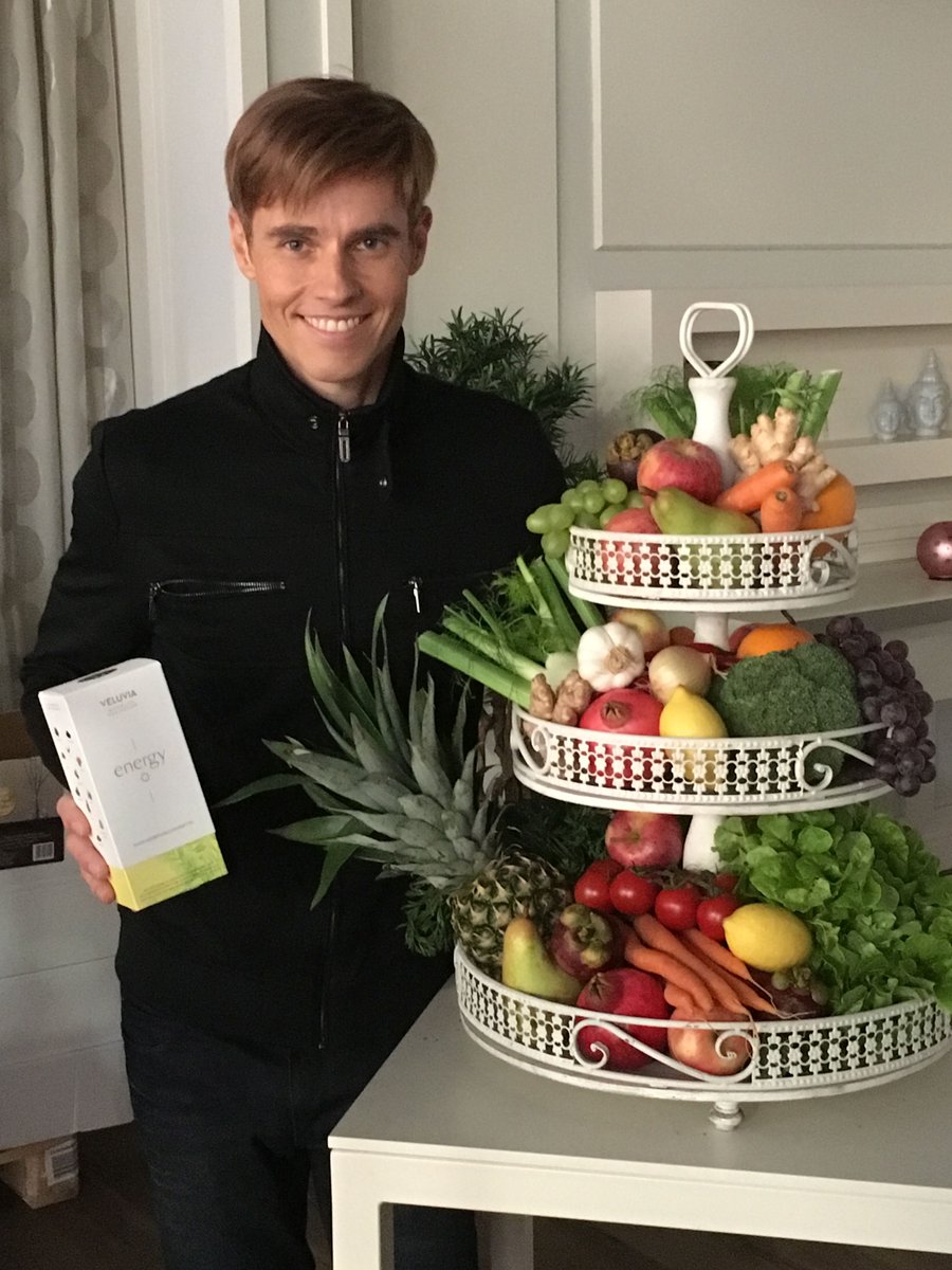 WirsindQVC's tweet photo. Nach der VOX Sendung #dhdl gegen 23 Uhr#VELUVIA bei #QVC &amp; Facebook live! Das Angebot hier: https://t.co/k8VEfrr6zZ #ralfduemmel https://t.co/qykT8aqSVJ