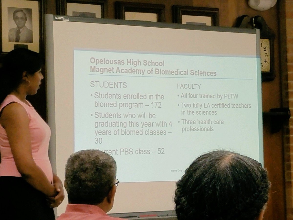 STEMKneauxZone's tweet photo. Thank you to St. Landry Parish School Brd for inviting @PLTWorg to your meeting. Great things taking place at OHS! #STEM #PLTWBMS https://t.co/xaYCaWnYrX