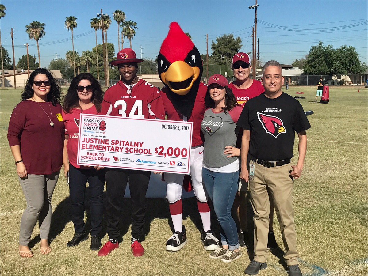 AZCardinals's tweet photo. Kids Camp at Justine Spitalny Elementary School today.

Harlan Miller (@poppaC01) was the featured host. https://t.co/G7FYh9vCDy