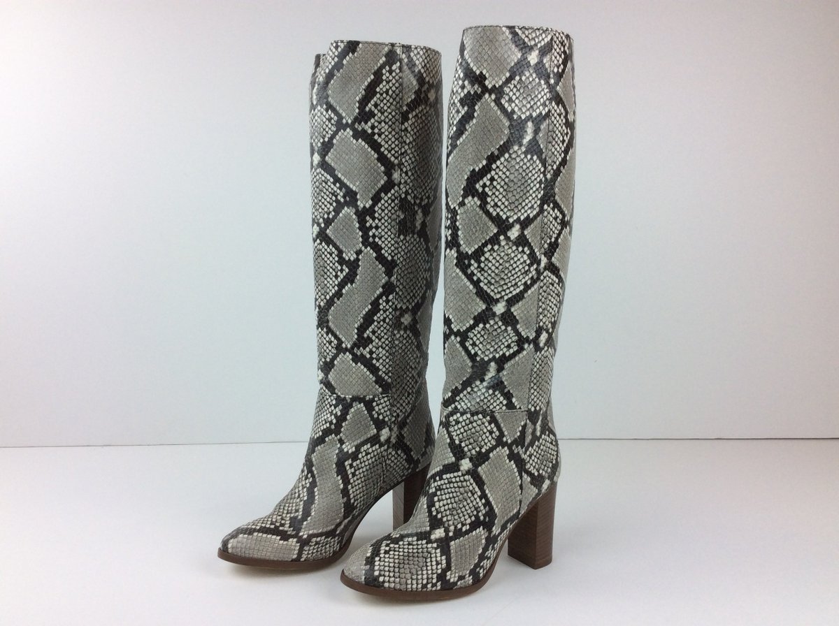 inthestyleloop's tweet photo. $175
#jcrew #size7andahalf https://t.co/CUVV4wqrdD