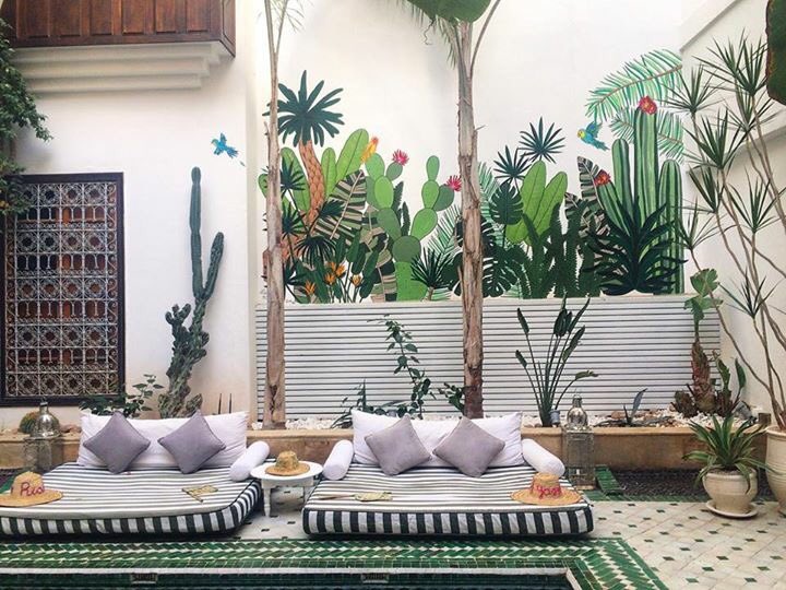 Wall painting for Riad Yasmine in Marrakech Médina