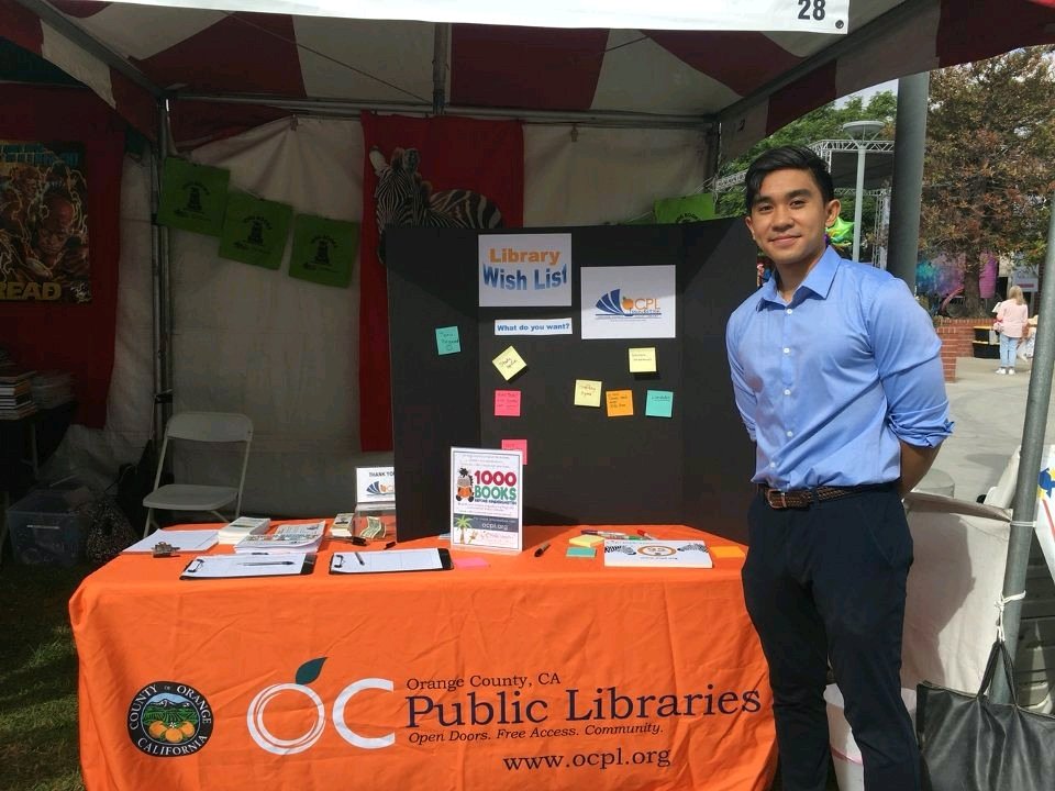 Account Coordinator Kris volunteered at the Children’s Book Festival for our client, the OC Public Library Foundation, this past weekend.