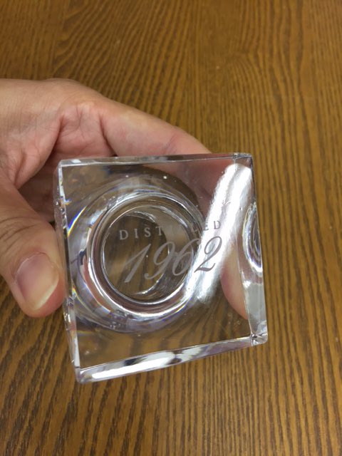 cmonvin's tweet photo. Macallan 1962 in crystal decanter #whisky #singlemat #rarebottle #LuxurySpecial #luxuryresort https://t.co/TFCfOpUf5Z