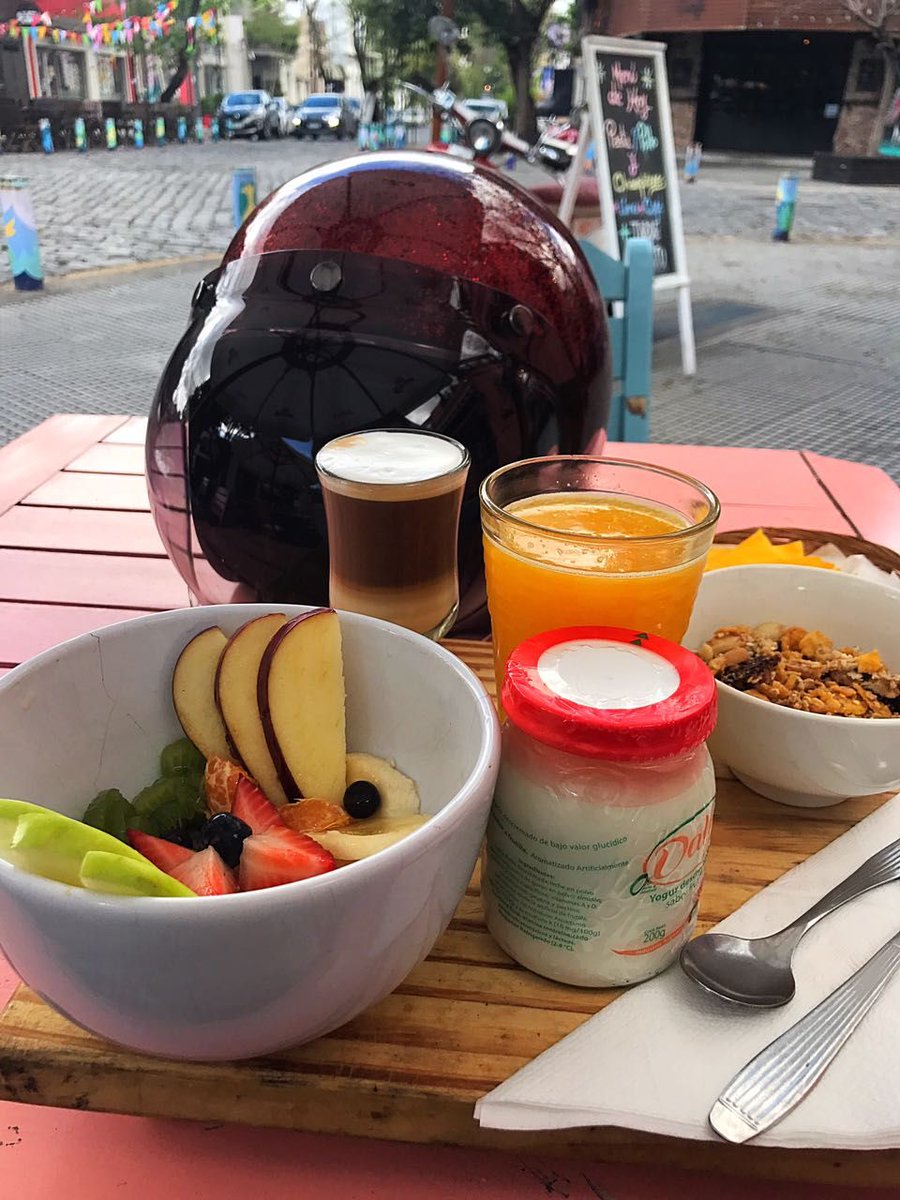 bartolabsas's tweet photo. BRUNCH START!
#bartolabsas https://t.co/jet9R3opUx