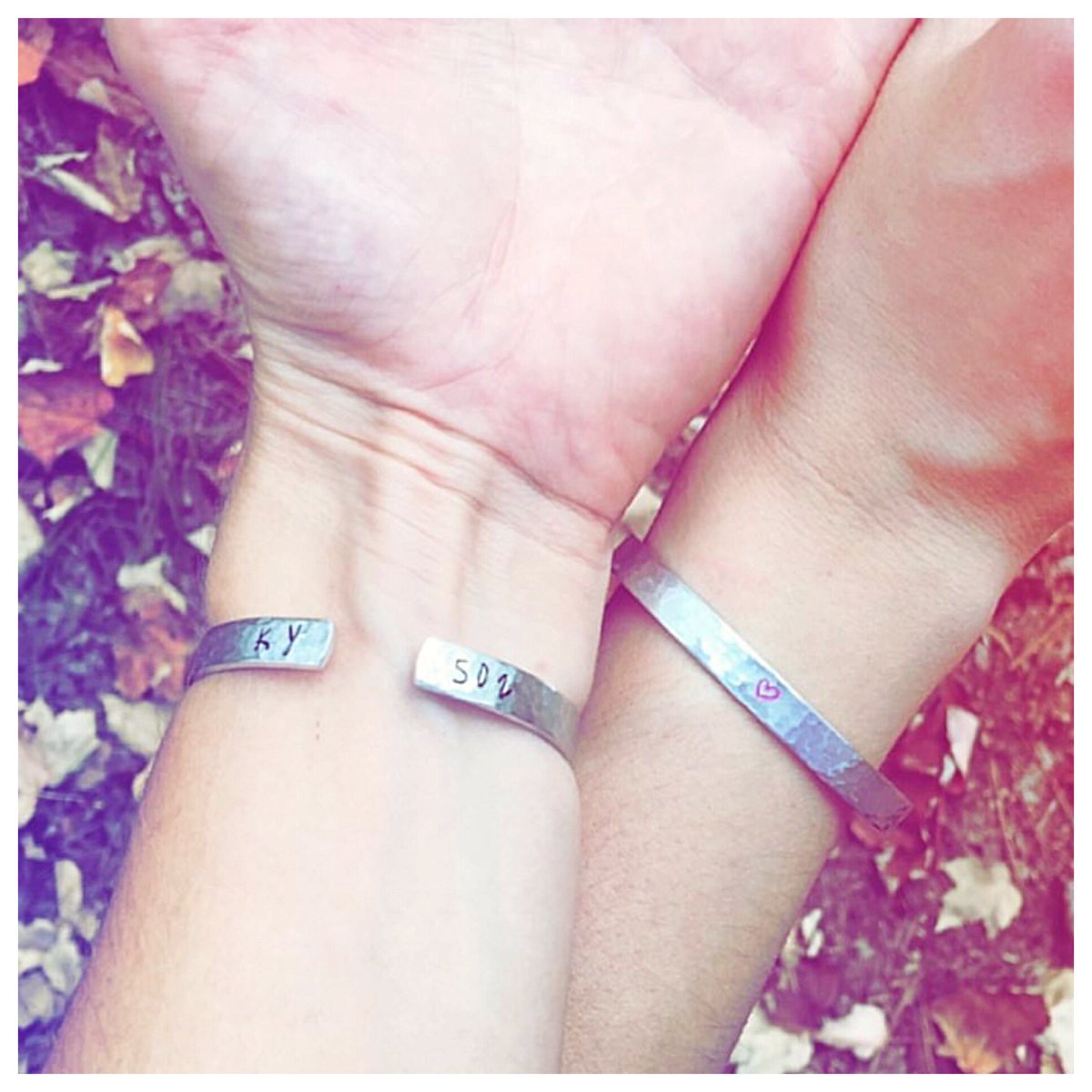 MermaidUnsalted's tweet photo. #AreaCode #StampedCuff #support us during this horrific time #VirginIslands #HurricaneIrma #HurricaneMaria #Etsy
👉 https://t.co/0IFTTBvs8k https://t.co/m7YtWxe34m