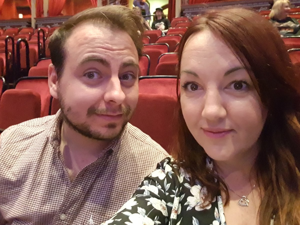 KylieBinding's tweet photo. Night to remember forever ❤
#Alterbridge 
#RoyalAlbertHall 
#engaged
#2ndoctober2017
@alterbridge @ArmyAlterBridge https://t.co/OzDiDAPOk0