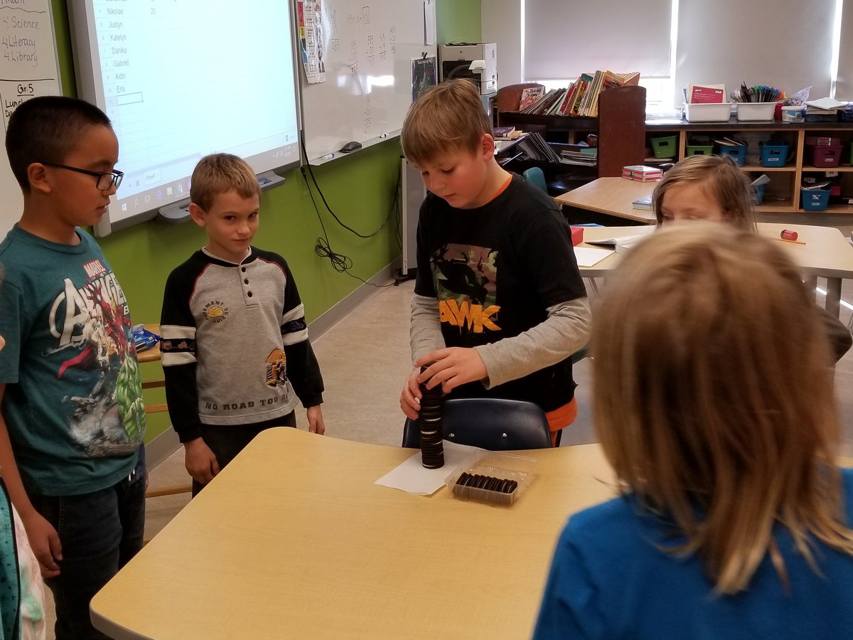 jenhollman's tweet photo. Oreo stacking challenge in Math today! @DuffieldSchool #psd70 #duffieldschool https://t.co/knQggHzLZF