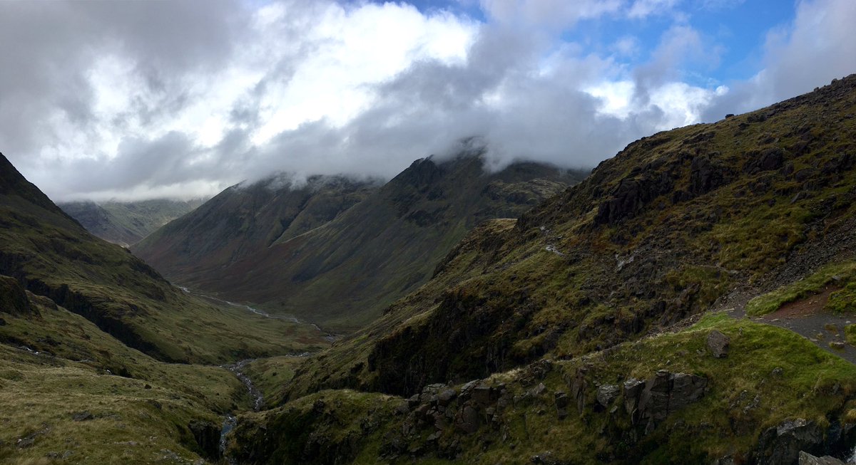 WalkWildUK's tweet photo. Stage 10 of @WalkWildUK #Challenge in #TheLakeDistrict ✅ incredible weekend but #Brokenbones #GetOutside @lakedistrictnpa @DevonAirAmb https://t.co/4udCbPbGoZ