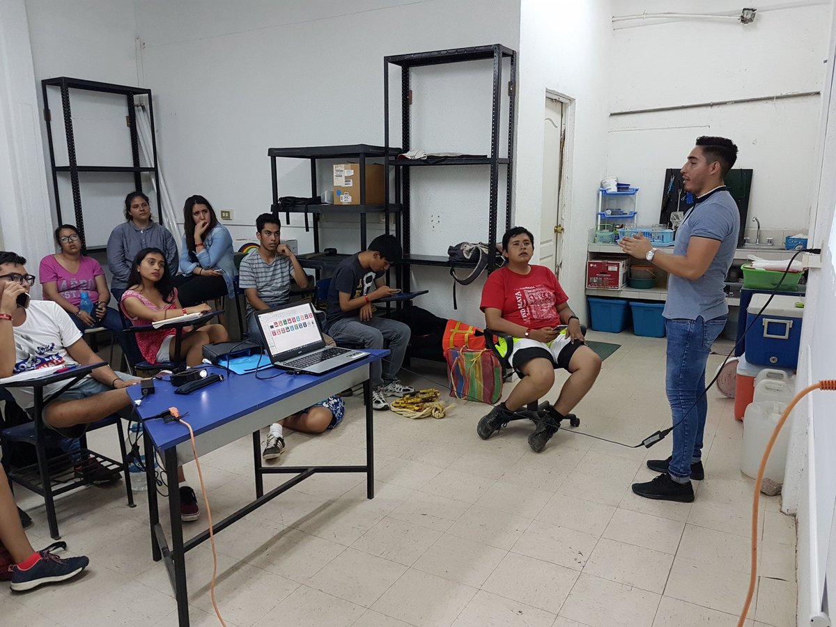 Equipo_EcoZanka's tweet photo. Presentación Certificación @EarthCheck_ del CIP #Ixtapa del @FonaturMX
Alumnos y docentes Escuela Nacional de Estudios Superiores, Morelia https://t.co/uqghGjGCb9